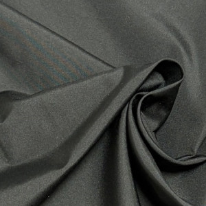 PLUMI-BLACK - grafika produktu