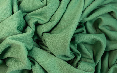 Dlaczego badania tkanin mają kluczowe znaczenie w produkcji odzieży użytkowej?