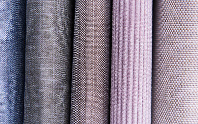 Tkaniny surowe vs wykończone – kiedy i dlaczego wybrać każdą z opcji